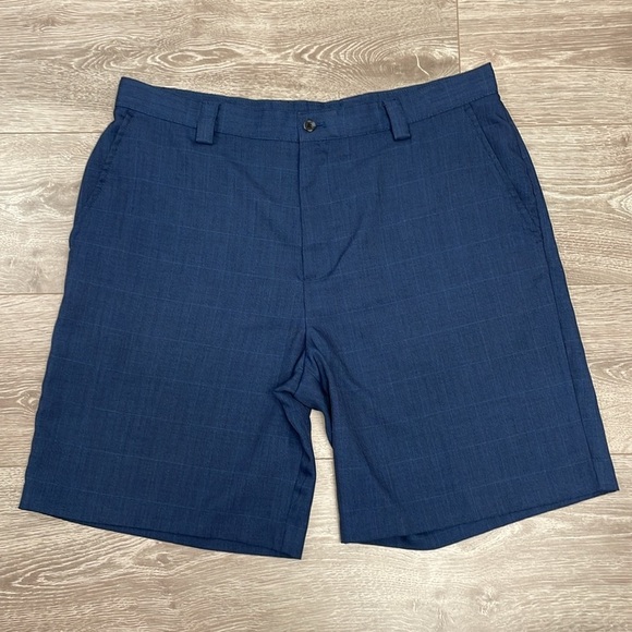 Izod XFG Performance Golf Shorts Flat Front Navy 38 - Picture 3 of 13